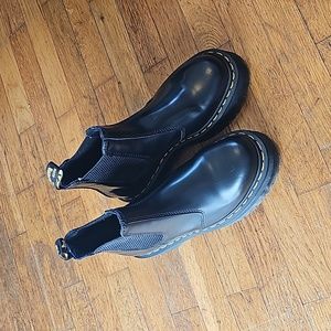 Dr Martens 2976 Quad Chelsea Boots